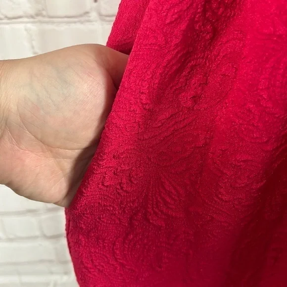 Who What Wear Puff Short Sleeve Dress Barberry Size Medium - Picture 9 of 13